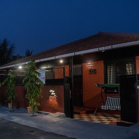 Udupi Homestay - Cottage House - Dendoorkatte Exterior foto